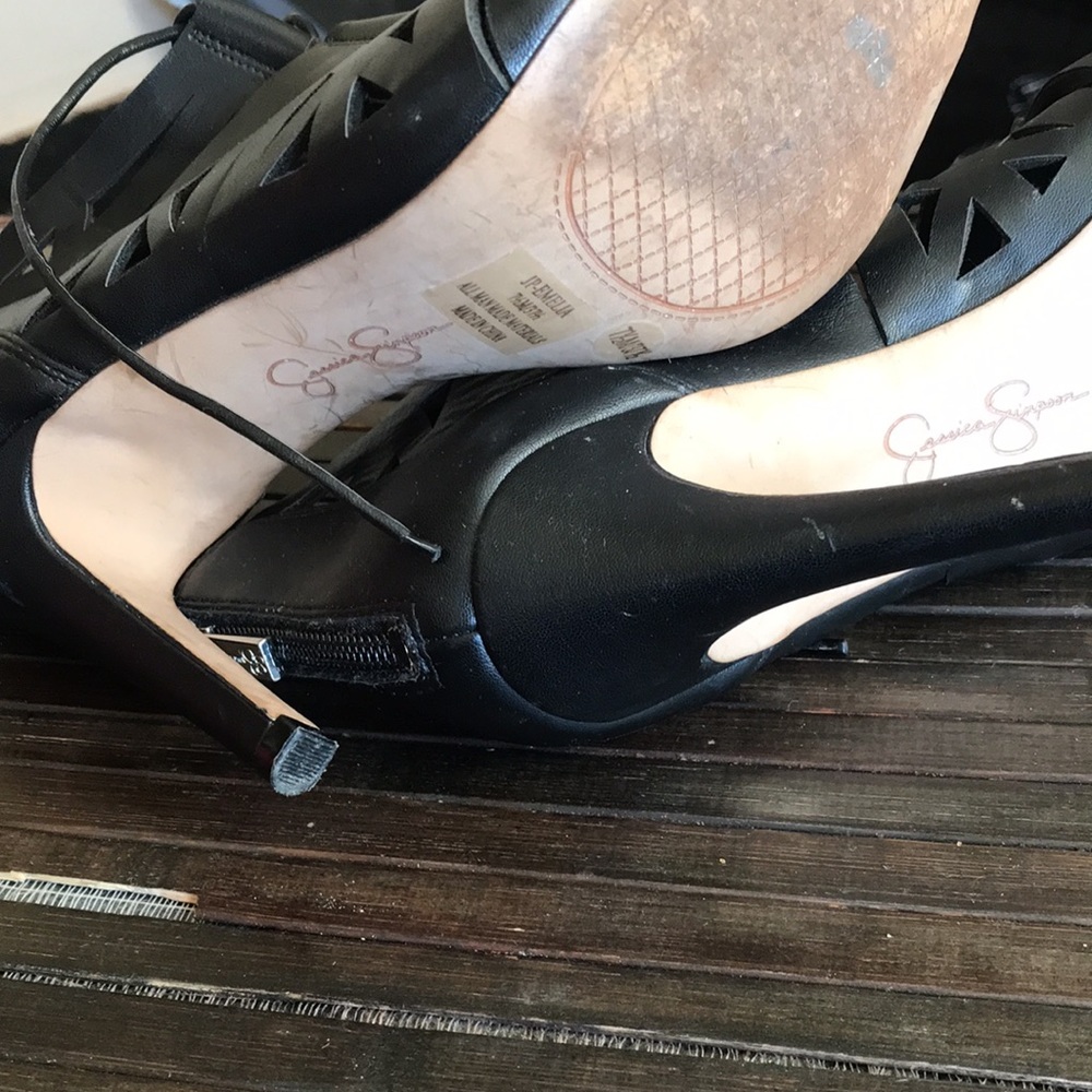 {$15 BUNDLED} JESSICA SIMPSON Black Faux Leather Open Toe Heels - Picture 4 of 12